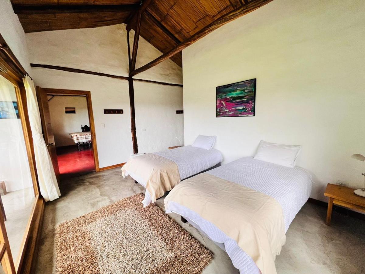Casa Ilayaku Villa Кито Екстериор снимка